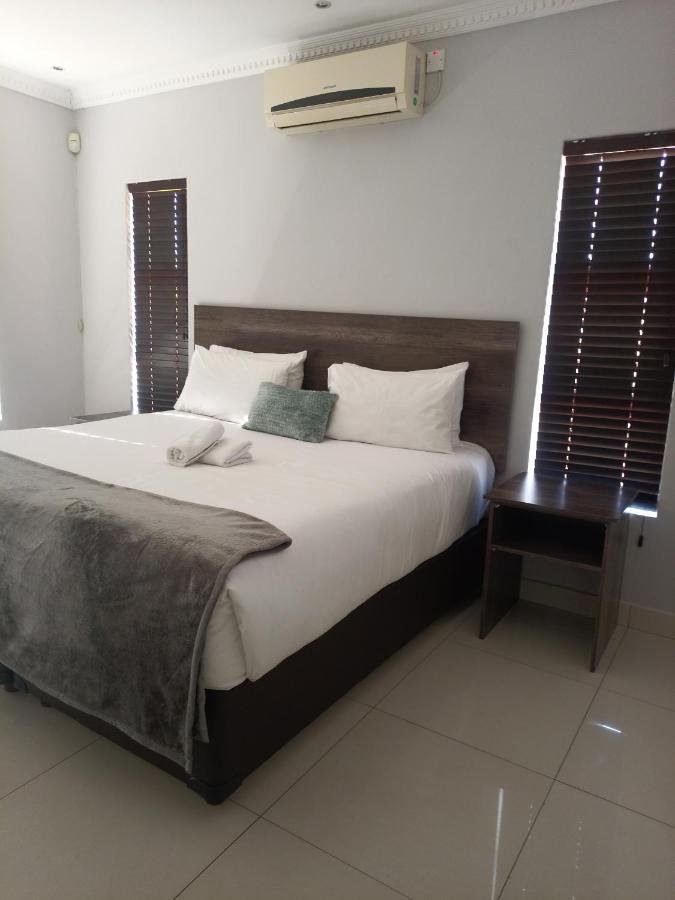 Olive Exclusive Villa Gaborone Exterior photo