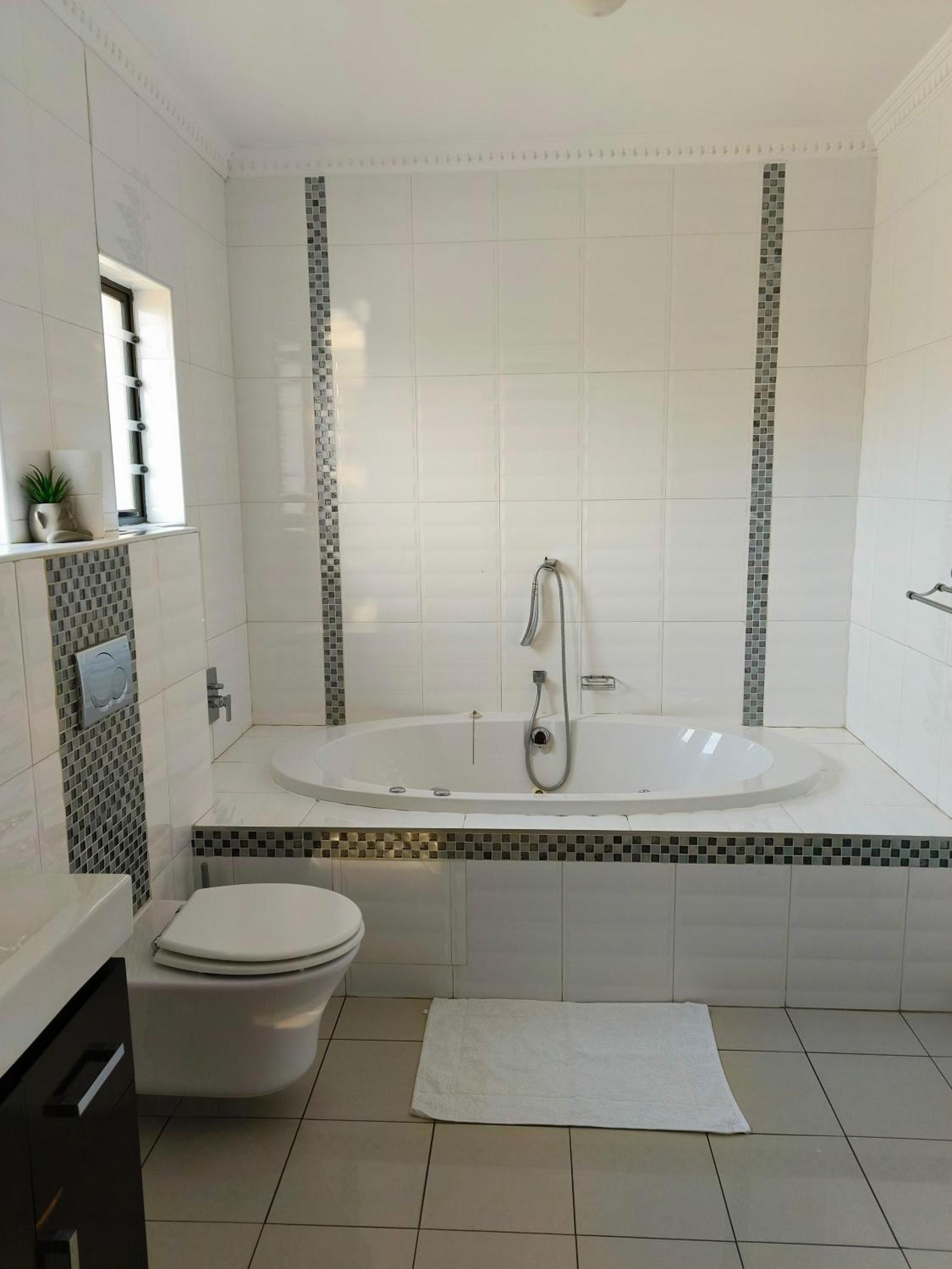 Olive Exclusive Villa Gaborone Exterior photo